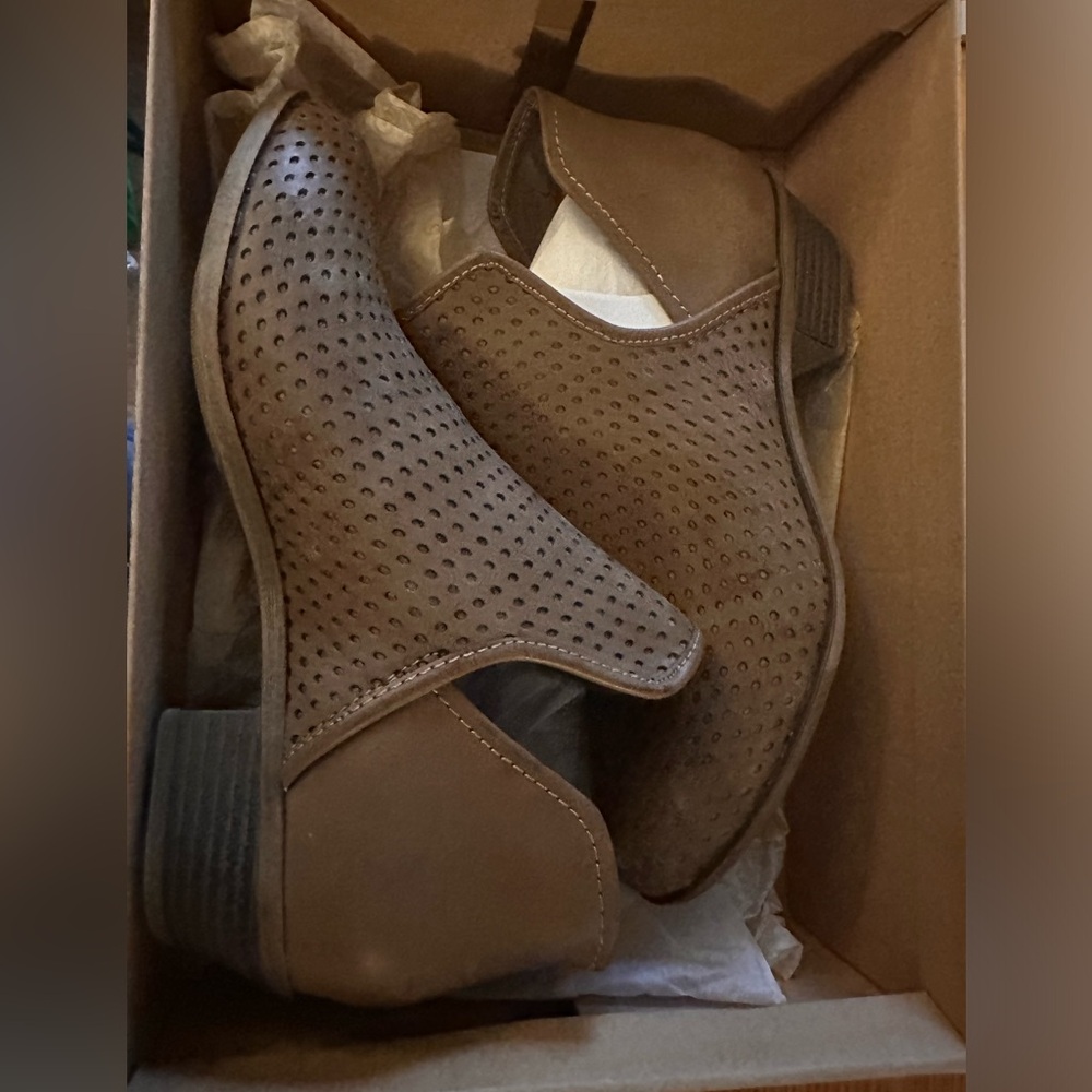 NIB vegan booties